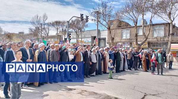 مردم شهرستان چناران با حضور گسترده در راهپیمایی روز قدس