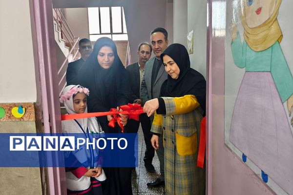 افتتاح اتاق بهداشت دبستان حنانه ناحیه دو شهرری به مناسبت دهه فجر 