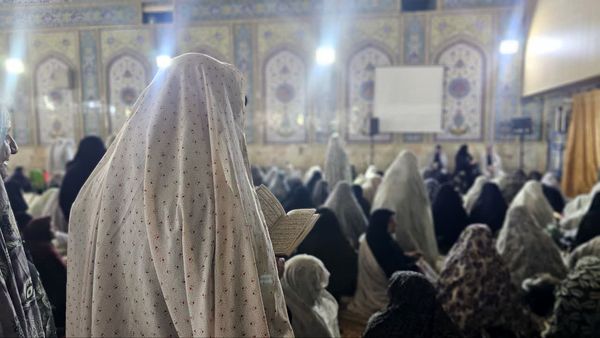 نماز جمعه یاسوج؛ جلوه‌ای از وحدت و دینداری مردم مرکز کهگیلویه و بویراحمد