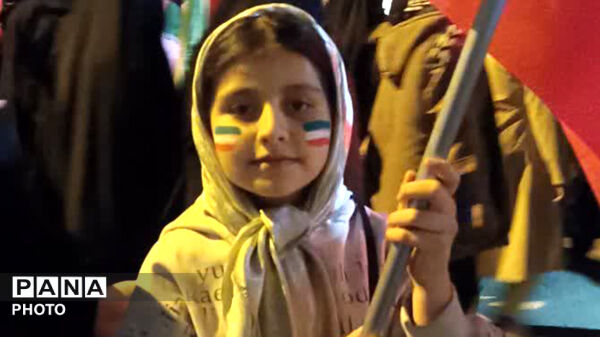 حضور پرشور شهروندان کوهدشت در سی‌ونهمین گردهمایی شبانه