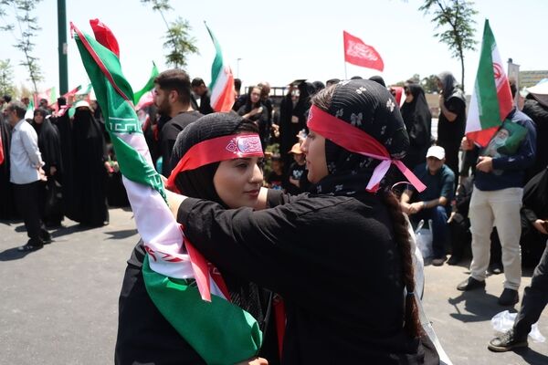 آخرین بدرقه رهبر شهید در قاب تصویر
