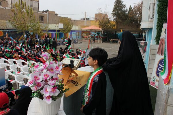  افتتاح جشنواره «امید فردا» در مدرسه شاهد ده دی ورامین