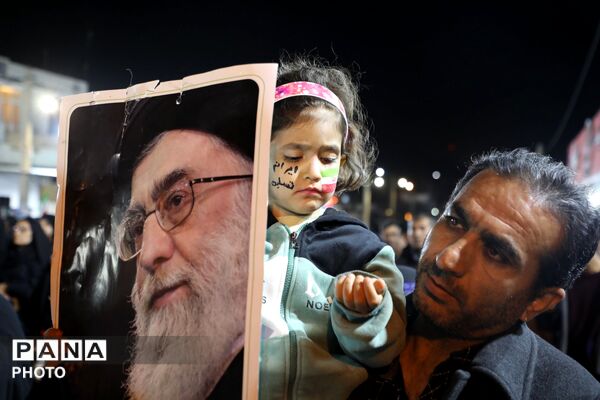  ادای احترام به ارتحال رهبر معظم انقلاب