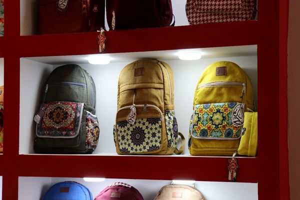 از قلم تا کیف، همه چیز ایرانی