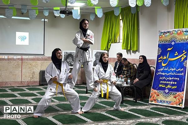 هر دانش‌آموز، یک مهارت؛ گامی در مسیر توانمندسازی دانش‌آموزان دبیرستان نشاط
