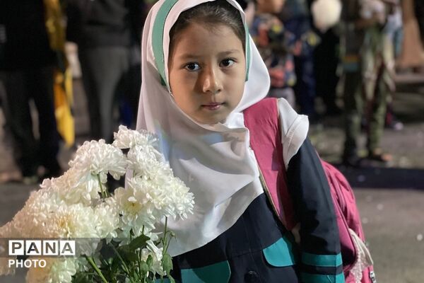 مشق عشق به یاد رهبر در قلب روستای قلعه‌سین پیشوا