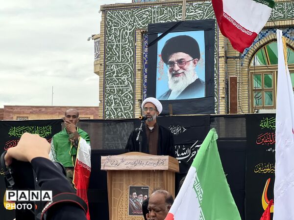 بیعت مردم جزیره قشم با آیت‌الله سید مجتبی حسینی خامنه‌ای 