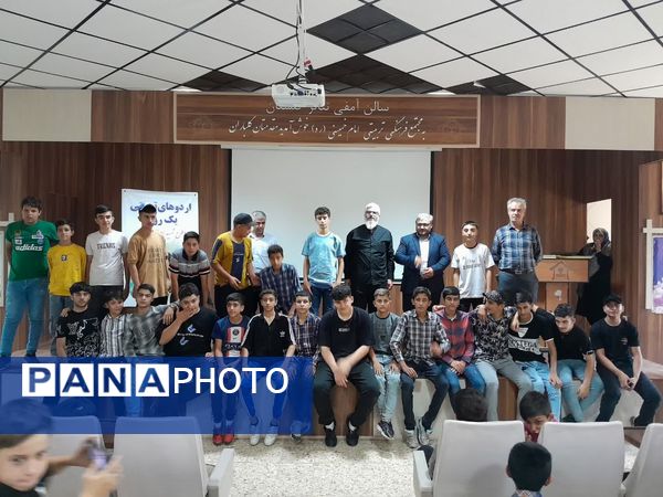 روزی پرانرژی برای پسران ناحیه یک زنجان و منطقه ایجرود در اردوی دانش‌آموزی یک‌روزه