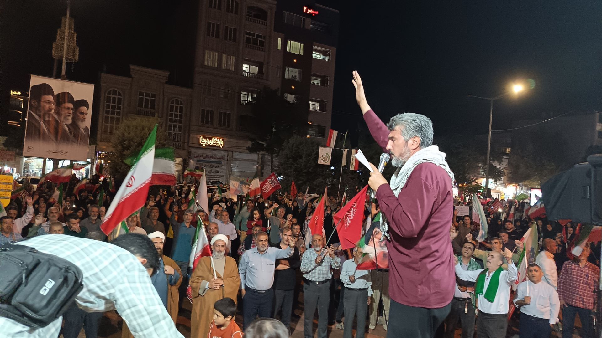 ۱۸۷ شب دلدادگی در میدان خیابان