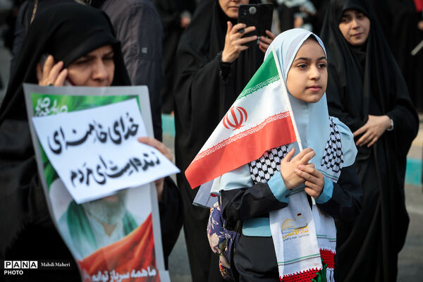 تجمع بزرگ هم‌عهدی‌ نوجوانان با رهبری معظم انقلاب اسلامی