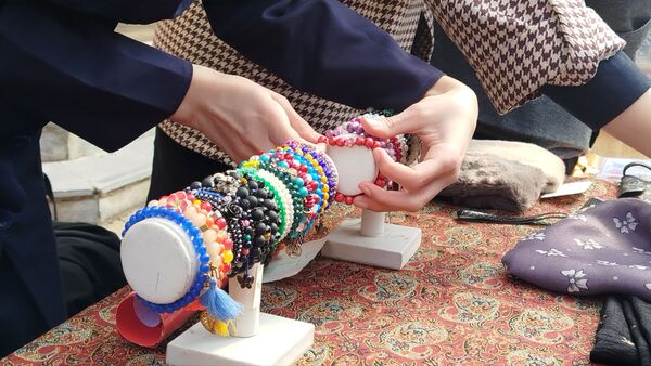 نمایشگاه و بازارچه کارو فناوری در دبیرستان پیرایش یک