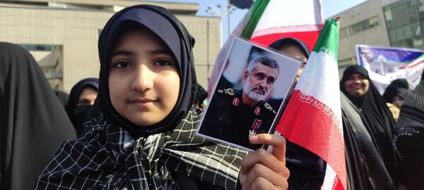 فریاد طنین انداز همبستگی دانش آموزان مشهدی 