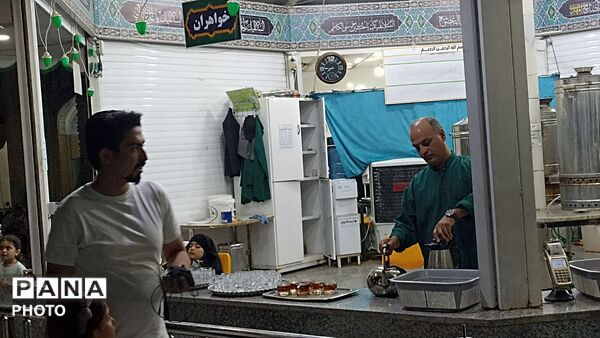 حال و هوای چایخانه حضرت معصومه(س)،در صحن و سرای حرم امامزاده حسین ابن موسی الکاظم(ع)شهر طبس