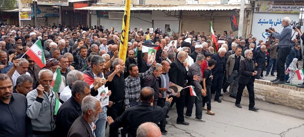  کودکان و دانش‌آموزان لارستانی در راهپیمایی روز قدس