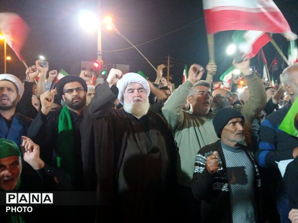 حماسه حضور دانش‌آموزان و فرهنگیان کردکوی در شب اربعین قائد امت