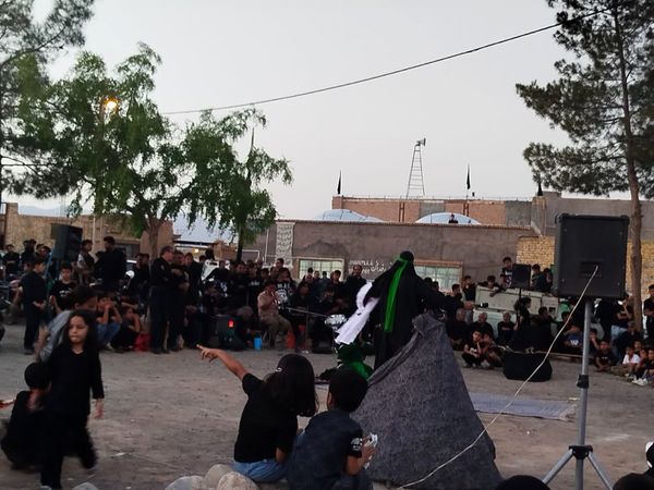 شبیه خوانی عصر عاشورا در روستای فدافن