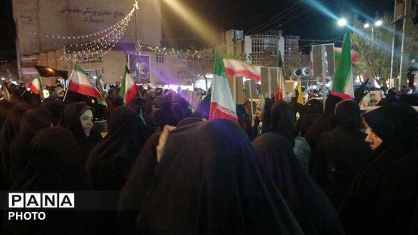 موج پرشور دانش‌آموزان؛ روایتی از اتحاد و پایداری