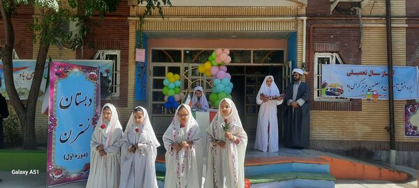 جشن شکوفه‌ها در مدارس سملقان