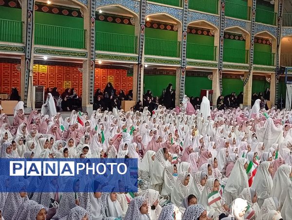 آیین زیبای جشن تکلیف دختران یزدی در حسینیه محمود آباد