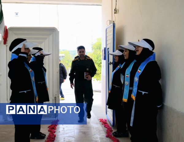 یادواره «لاله‌های روشن» در جم؛ بزرگداشت دانش‌آموز شهید حسین صافی در ریحانه‌النبی