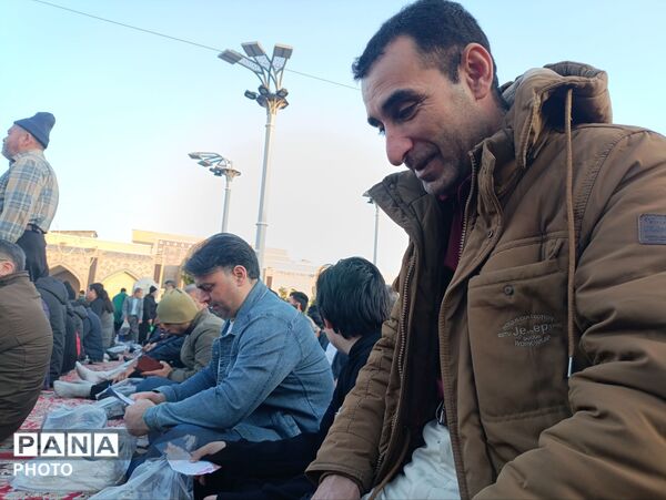 نماز بندگی در مشهد 