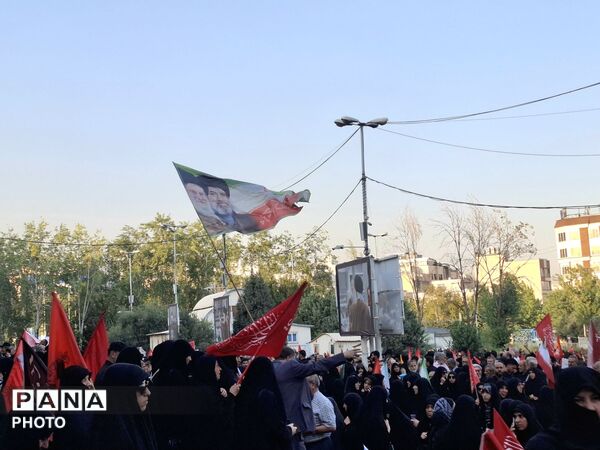 مراسم بزرگداشت امام مجاهد شهید در مصلای تهران از سوی رهبر انقلاب