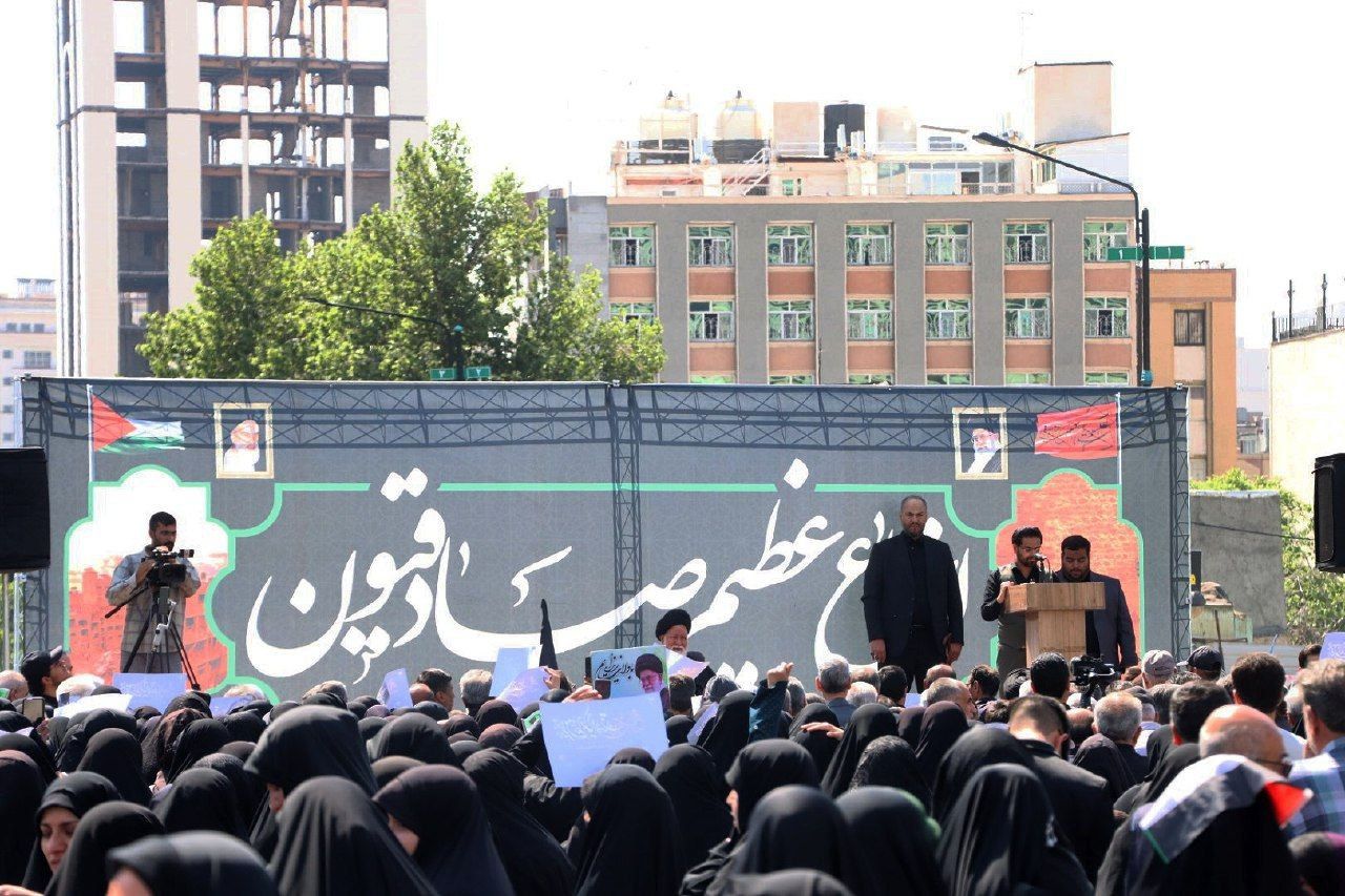 اجتماع عظیم صادقیون در مشهد 