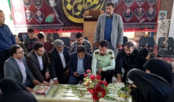 اجتماع بزرگ جوانان نقش آفرین و گام دوم انقلاب به‌مناسبت گرامیداشت هفته دفاع مقدس