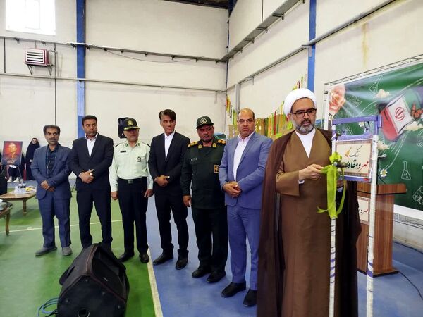 آیین زنگ مهر و مقاومت در مهریز