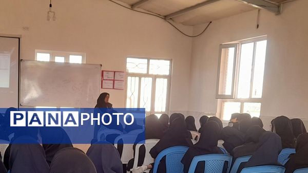 اولین جلسه مشاوره تحصیلی در مدرسه مشکات خواف