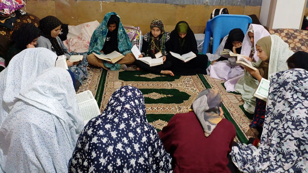 جوانه‌های بندگی در دیشموک؛ حضور پرشور دختران در اعتکاف