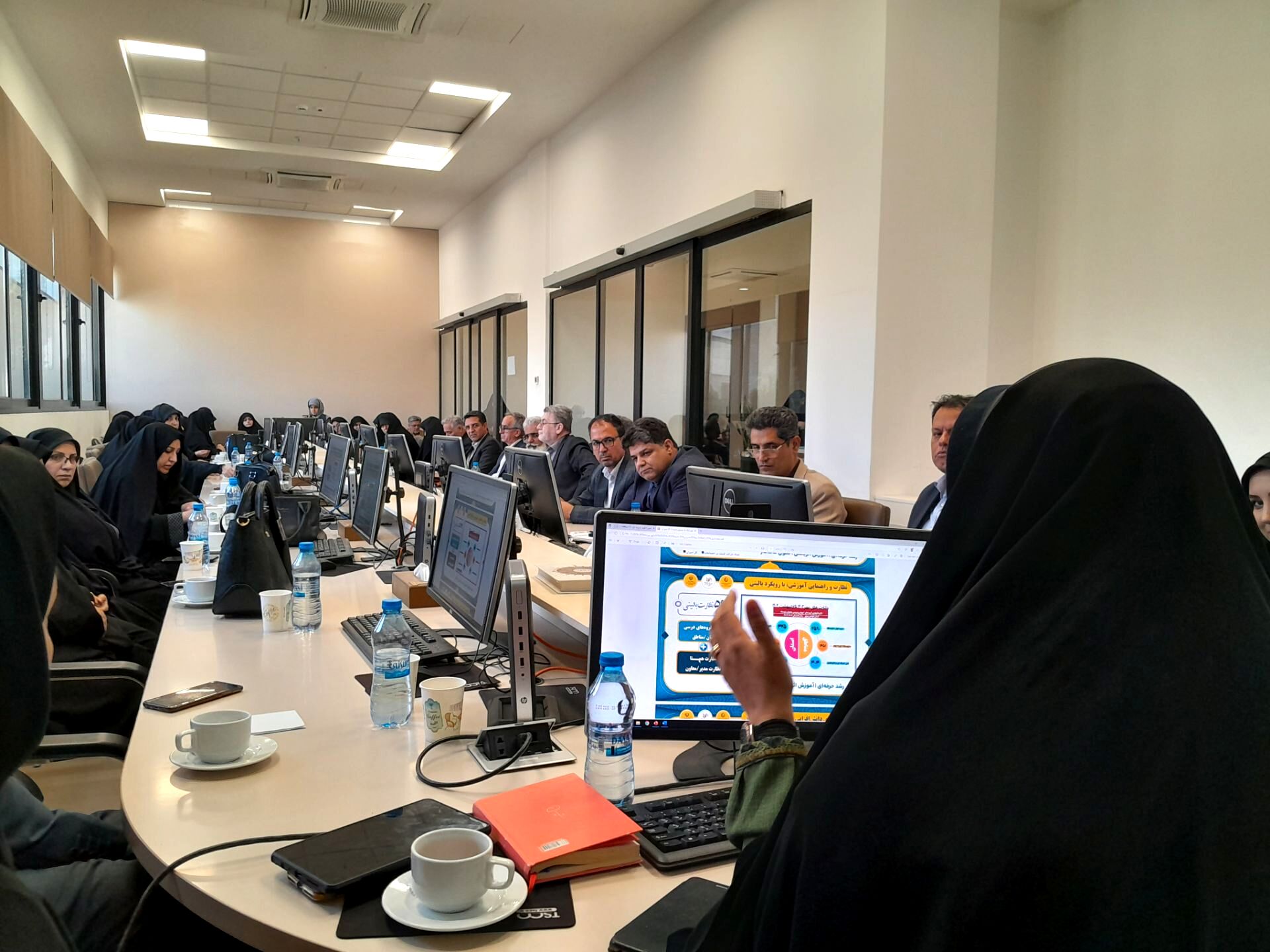 کارگاه توانمندسازی مدیران در ناحیه سه مشهد مقدس
