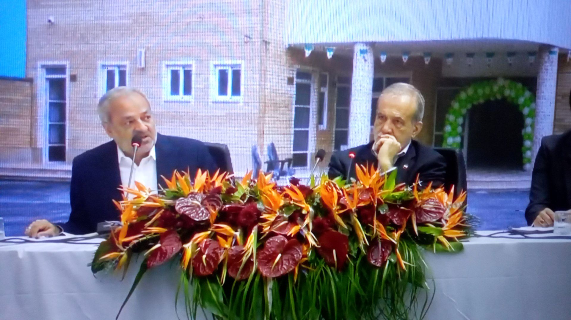 مشکلات امروز جامعه ناشی از  غفلت چهل و شش ساله به نظام تعلیم و تربیت است