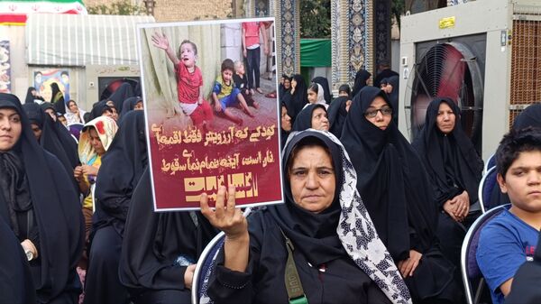 چهلم سردار حاجی‌زاده و فرزندان شهدا در منطقه ۱۷