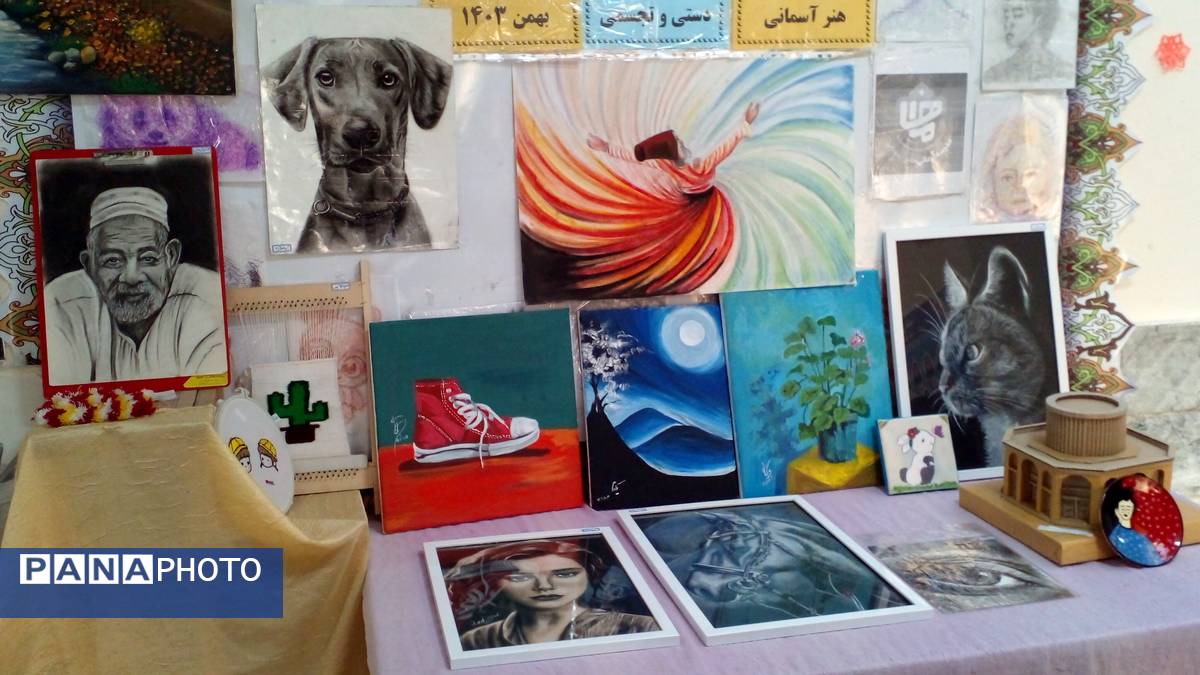 نمایشگاه هنر در مدرسه عطیه۲ ناحیه هفت مشهد مقدس