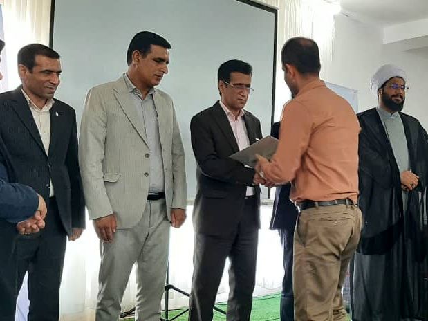 مراسم بزرگداشت روز معلم در میناب 