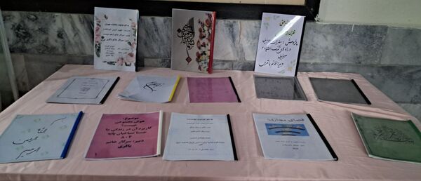 نمایشگاه هنری مدرسه انیس خوش قدم 
