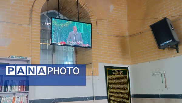 نماز جمعه در آخرین جمعه ماه رمضان در نیشابور 