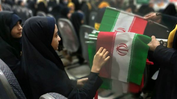 زنگ انقلاب در اسلامشهر طنین‌انداز شد