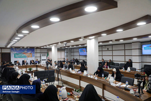  اختتامیه نخستین نشست کارگروه تدوین سند دوازدهمین دوره مجلس دانش‌آموزی