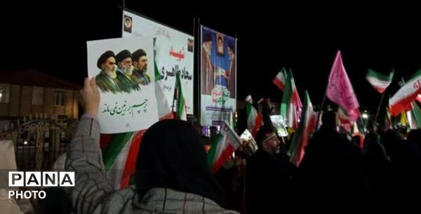 مردمی که هیچوقت میادین را خالی نمی کنند
