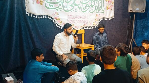 نقش آفرینی نوجوانان در خط ولایت جشن غدیر هیات دانش‌آموزی مسجد امام عصر (عج)