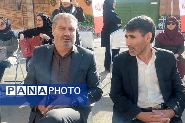 افتتاحیه پویش سلامت دهان و دندان و اجرای طرح وارنیش فلوراید در منطقه کهریزک 