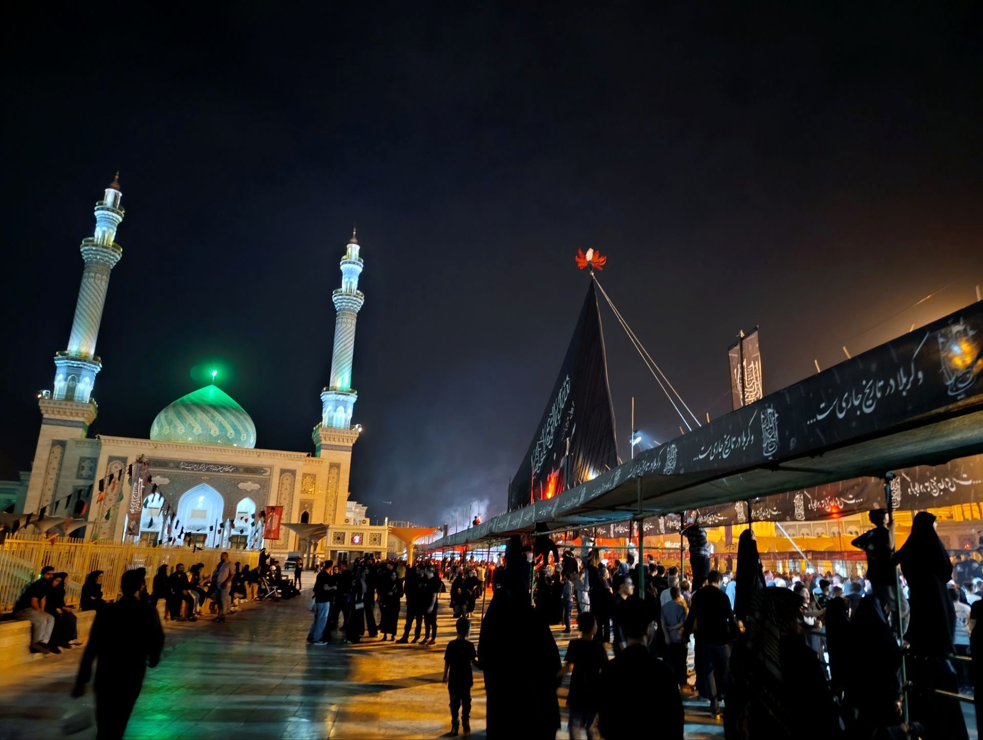 کاروان نمادین اسرای کربلا‌ازمیدان‌آستانه‌ی قم‌به‌سمت‌حرم‌حضرت‌معصومه"س"