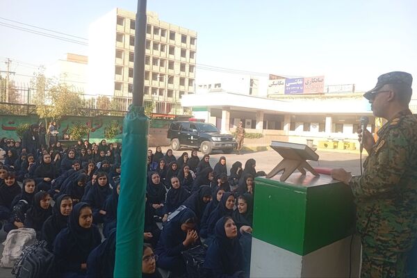 نیرویی خستگی ناپذیر که گام‌هایش همیشه محکم و استوار است 