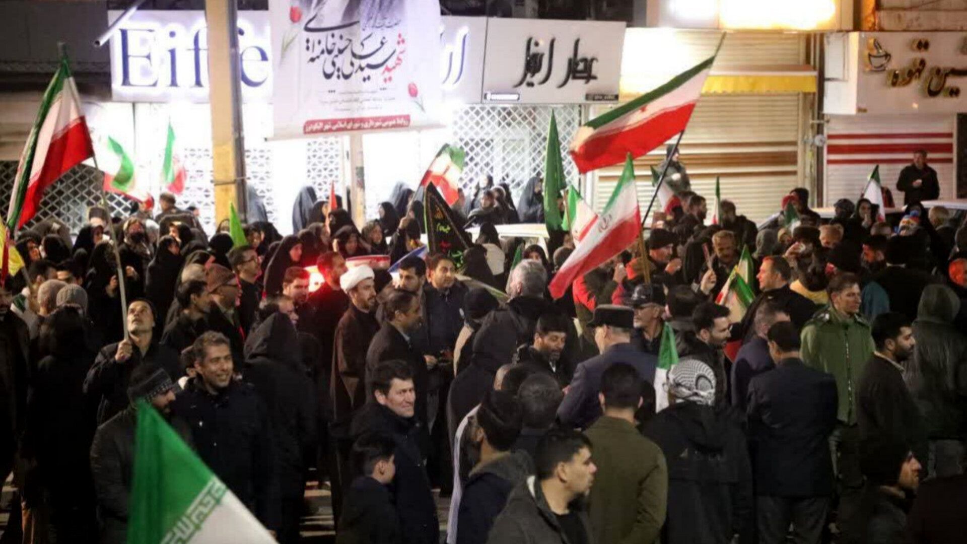 طنینِ فریادِ خونخواهی در کوچه پس کوچه‌هایِ الیگودرز