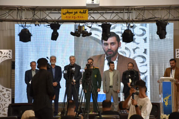 اختتامیه جشنواره استانی سرود فجر در لارستان 