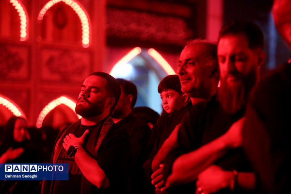 مراسم عزاداری شب تاسوعای حسینی (ع) در آستان امامزاده صالح(ع)