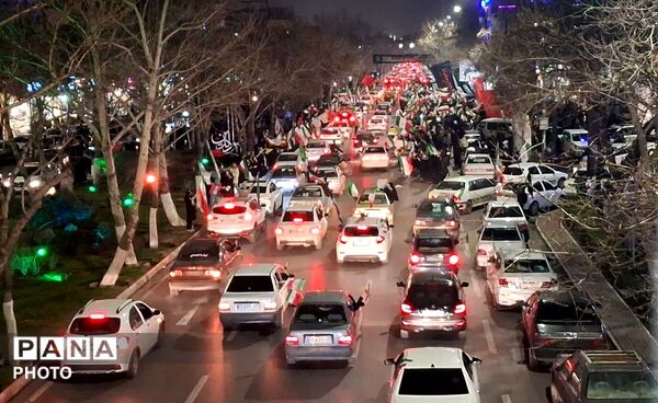 خروش مردم مشهد در اجتماع های بزرگ مردمی