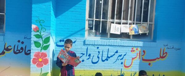 کتاب؛ ماندگارترین چراغ دانایی 